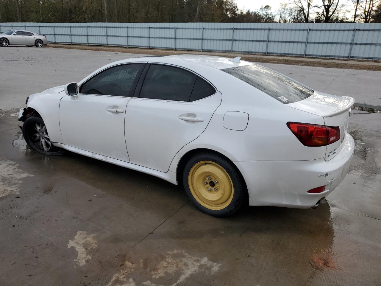 2007 Lexus IS - Image 2