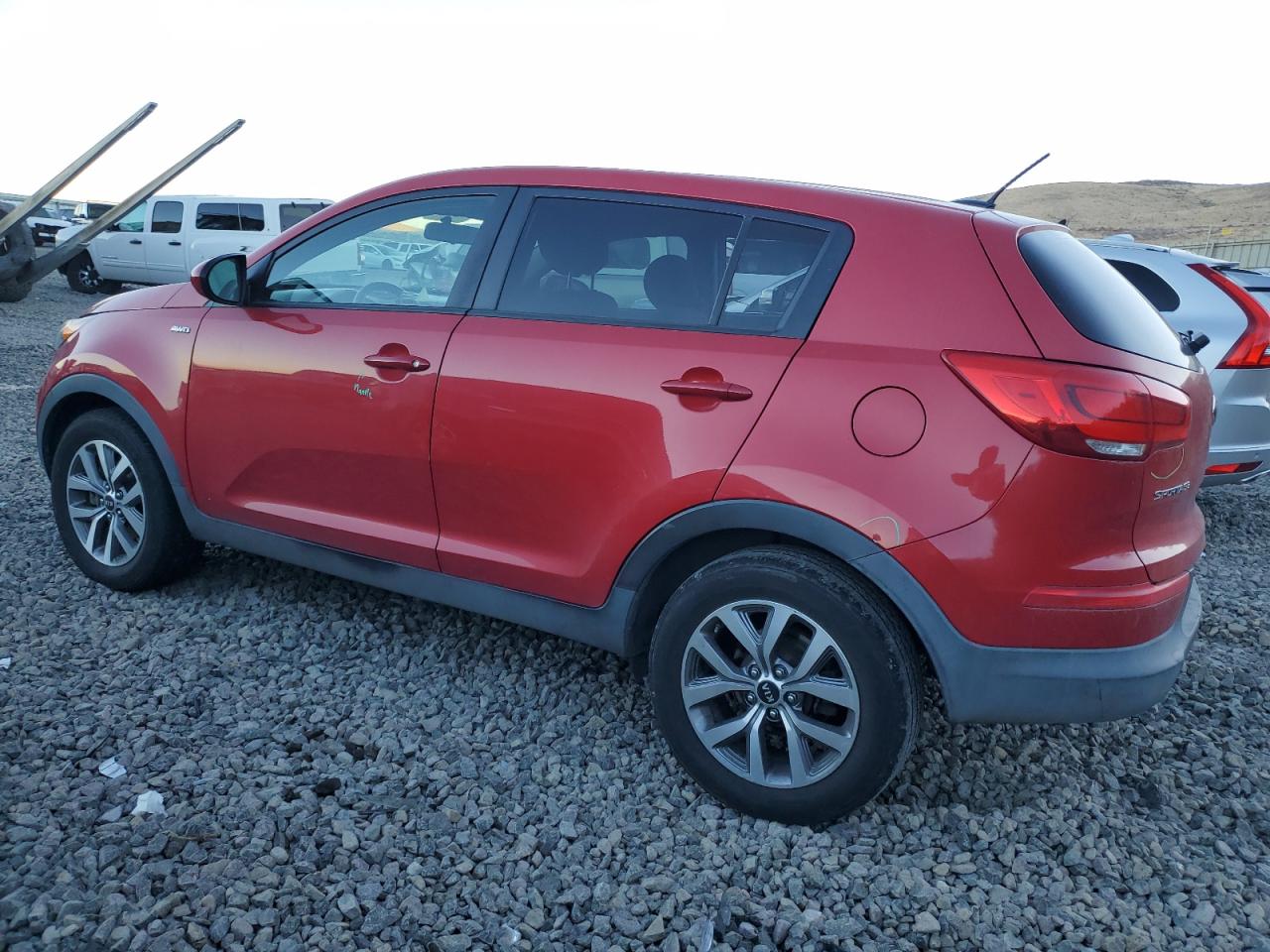 VIN KNDPBCAC2E7599243 2014 KIA SPORTAGE no.2