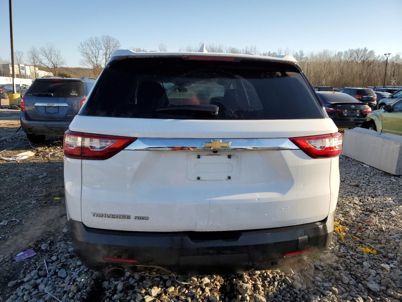 VIN 1GNEVFKW0KJ158421 2019 CHEVROLET TRAVERSE no.6