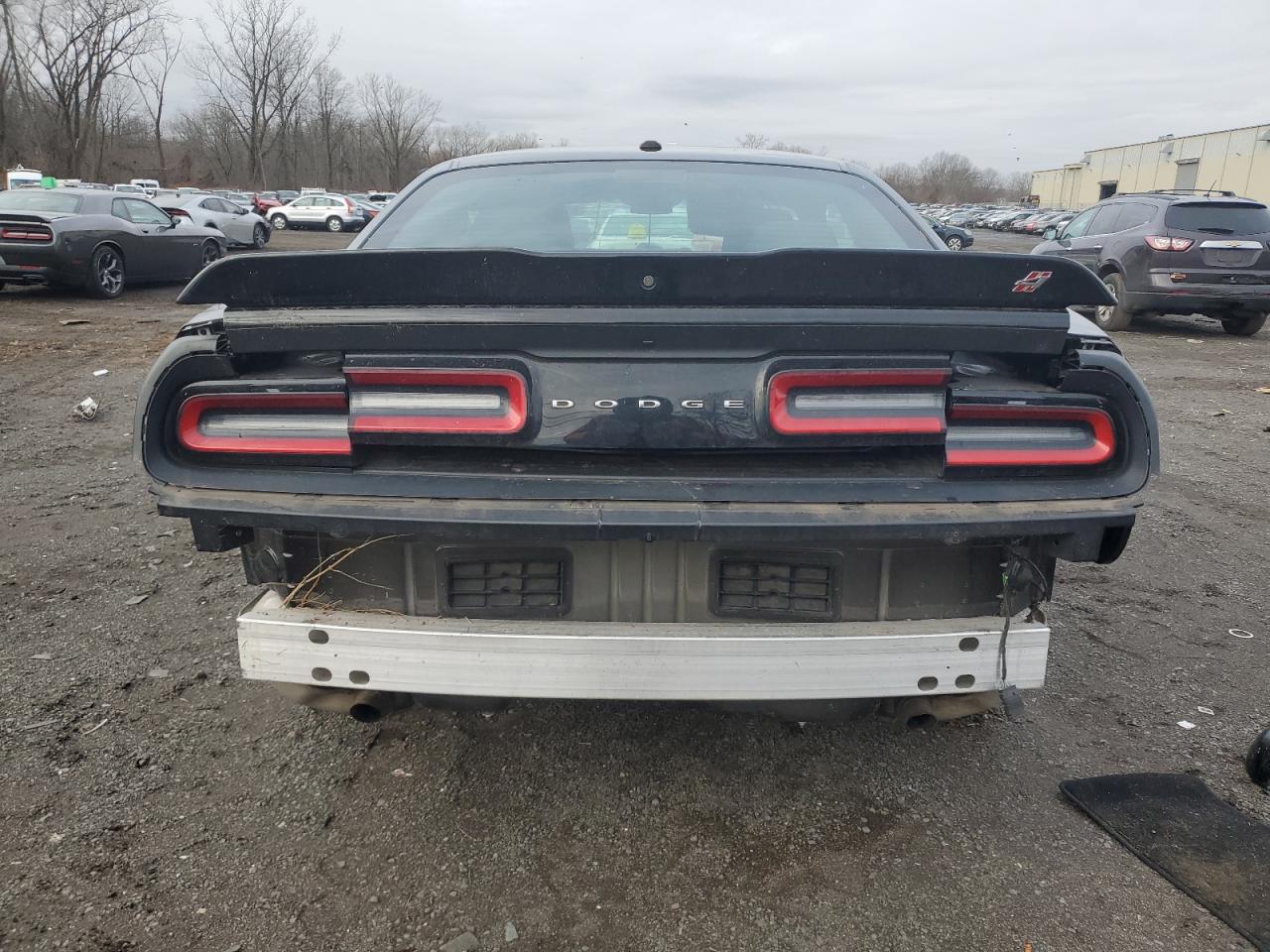 2019 Dodge Challenger - Image 6
