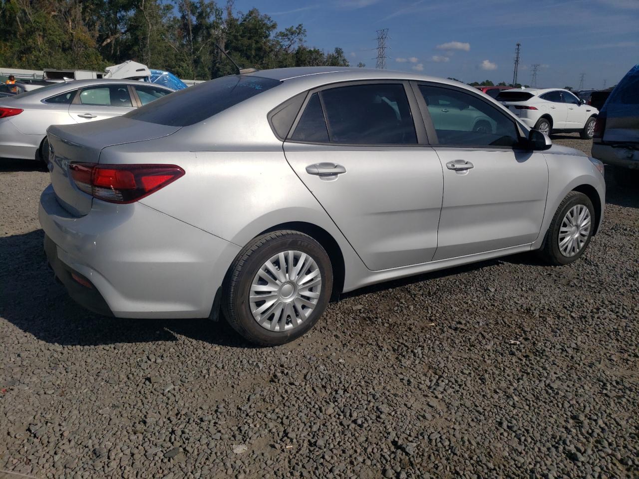 2020 Kia Rio - Image 3