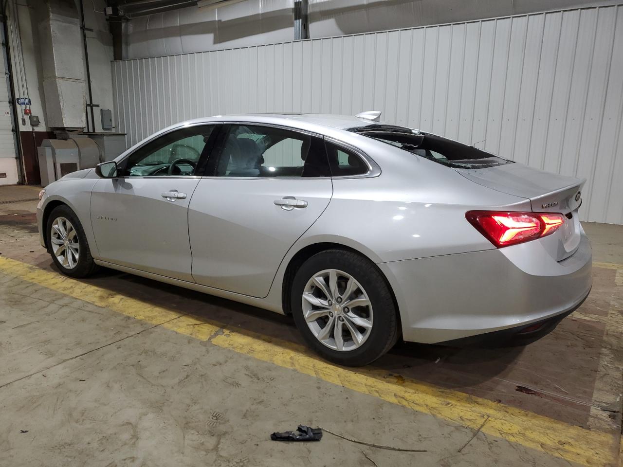 2021 Chevrolet Malibu - Image 2