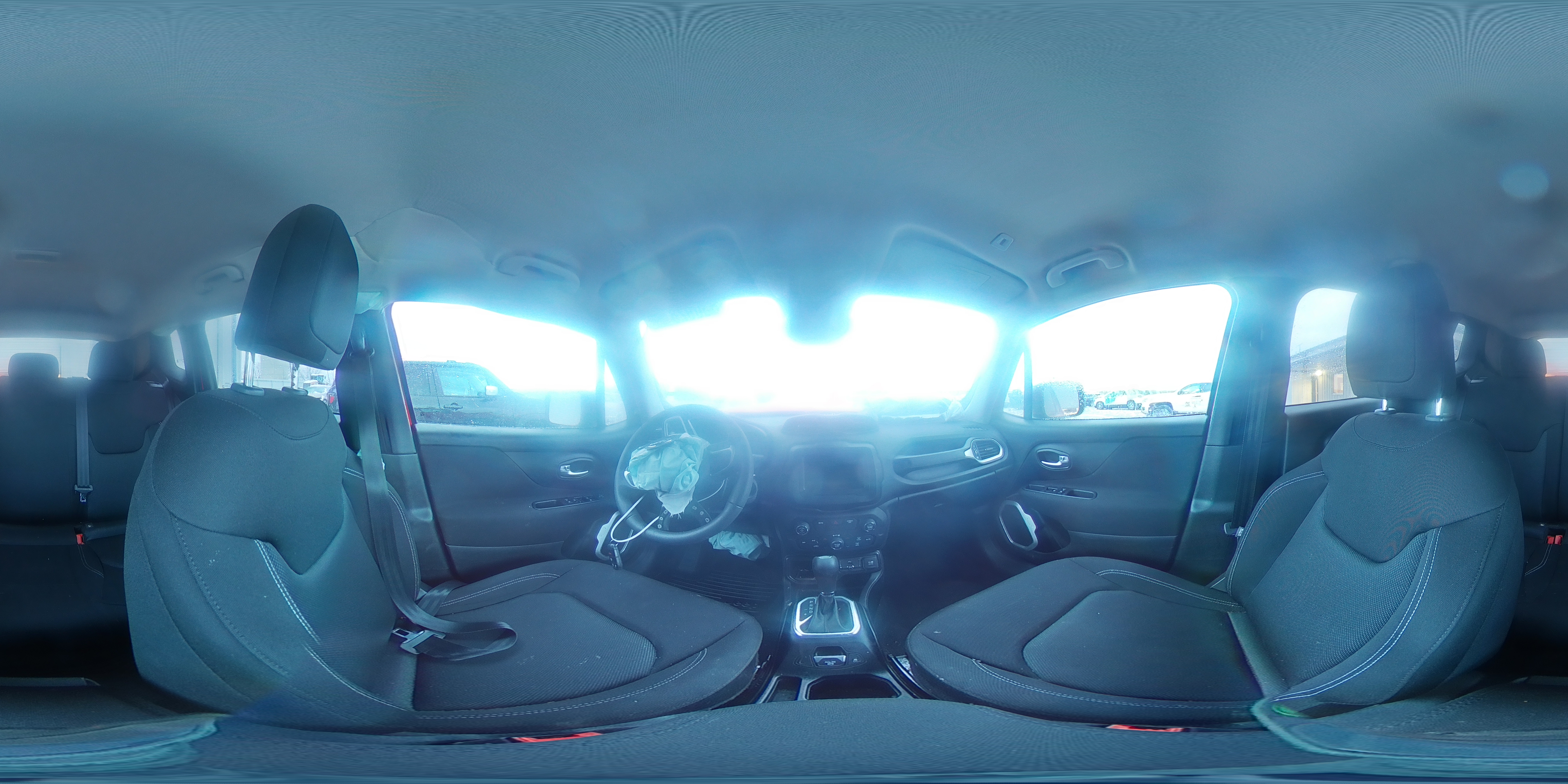 2020 Jeep Renegade - Image 15