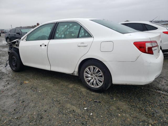  TOYOTA CAMRY 2014 Biały