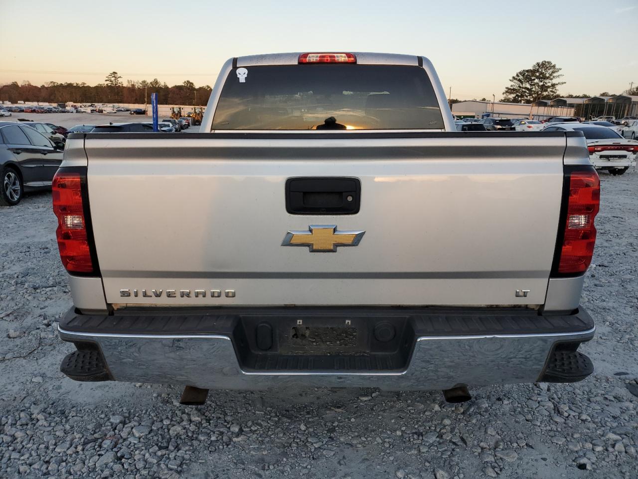 2016 Chevrolet Silverado - Image 6