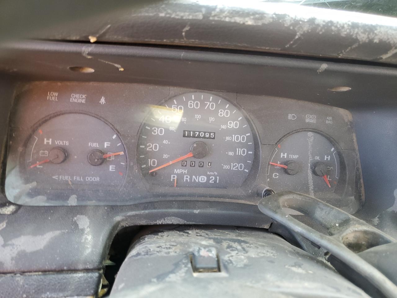 2005 Mercury Grand Marq VIN: 2MEFM74W75X671369 Lot: 52626715