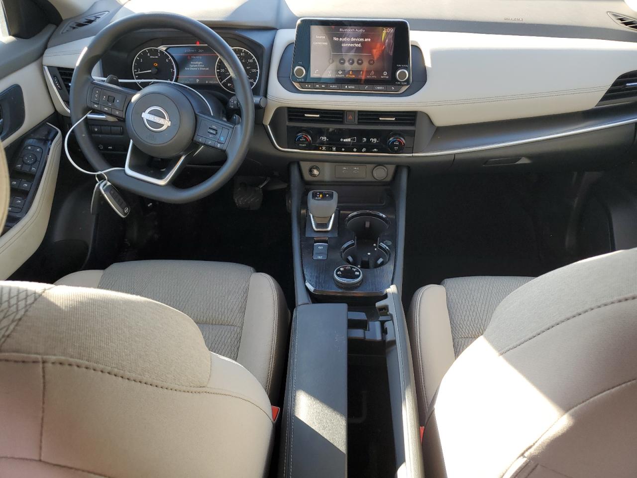 2024 Nissan Rogue - Image 8