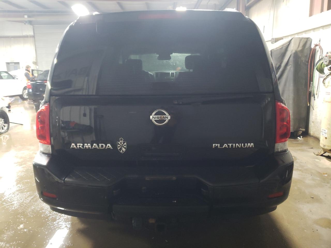 2010 Nissan Armada - Image 6