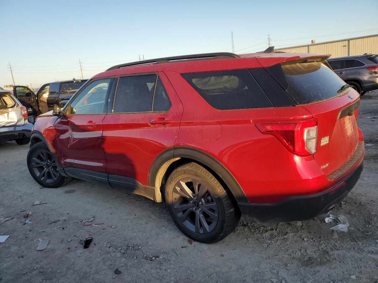 2021 Ford Explorer - Image 2