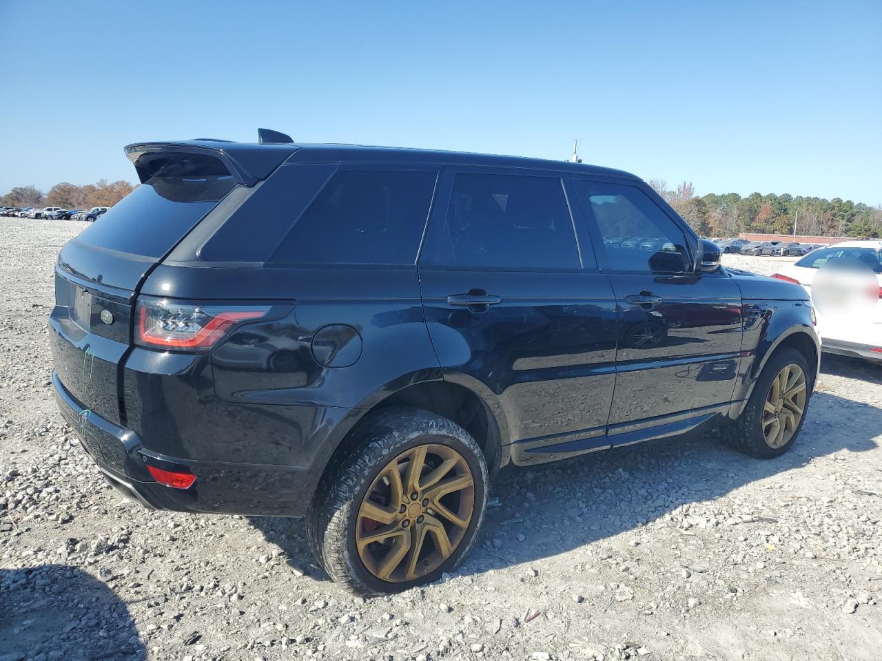 2018 Land Rover Range Rover - Image 3