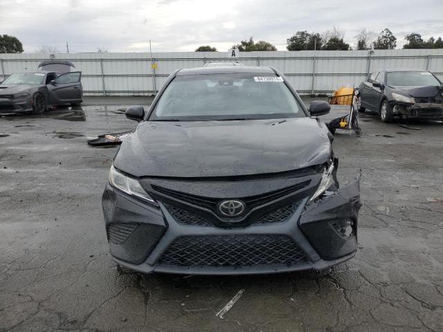  TOYOTA CAMRY 2018 Черный