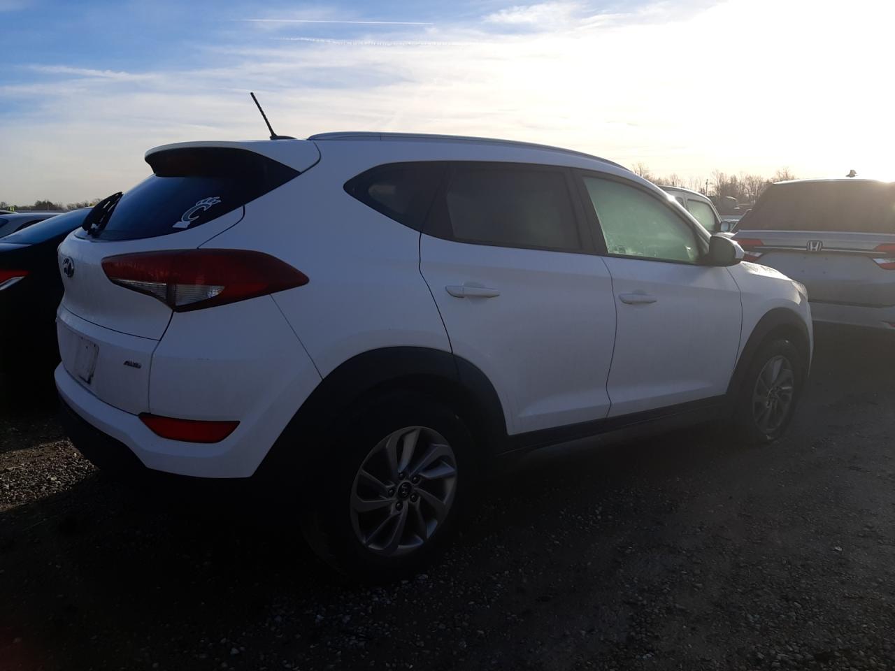 VIN KM8J3CA40GU076444 2016 HYUNDAI TUCSON no.3