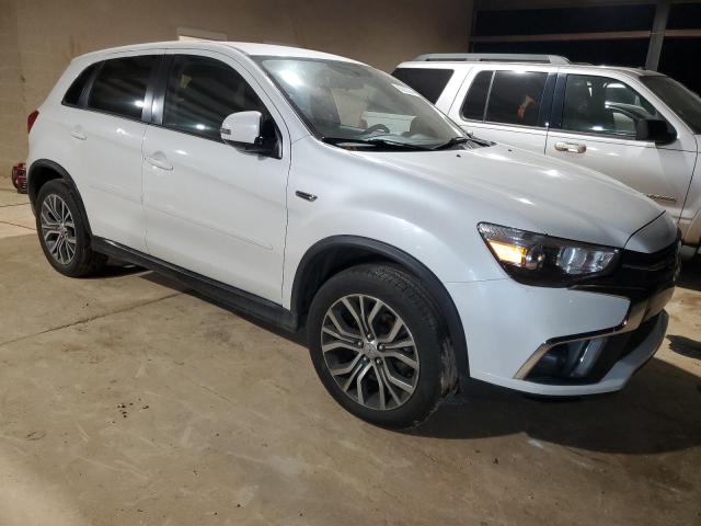  MITSUBISHI OUTLANDER 2018 Biały