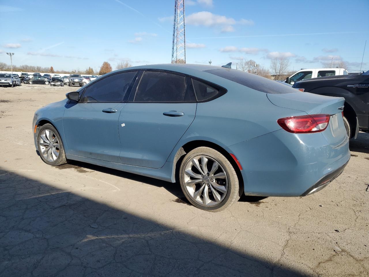 VIN 1C3CCCBG8FN673621 2015 CHRYSLER 200 no.2