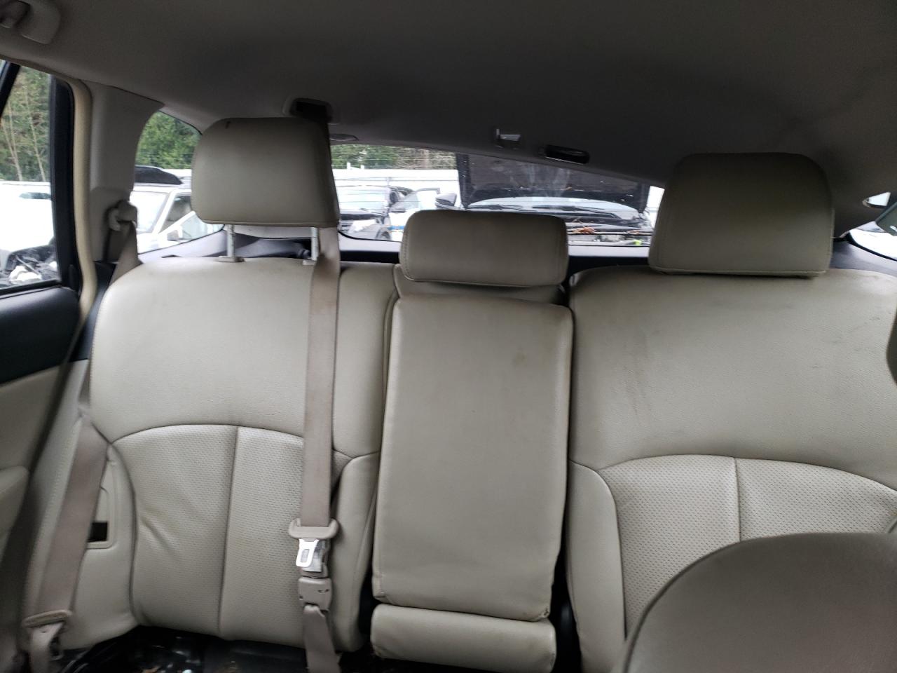 2014 Subaru Outback - Image 10