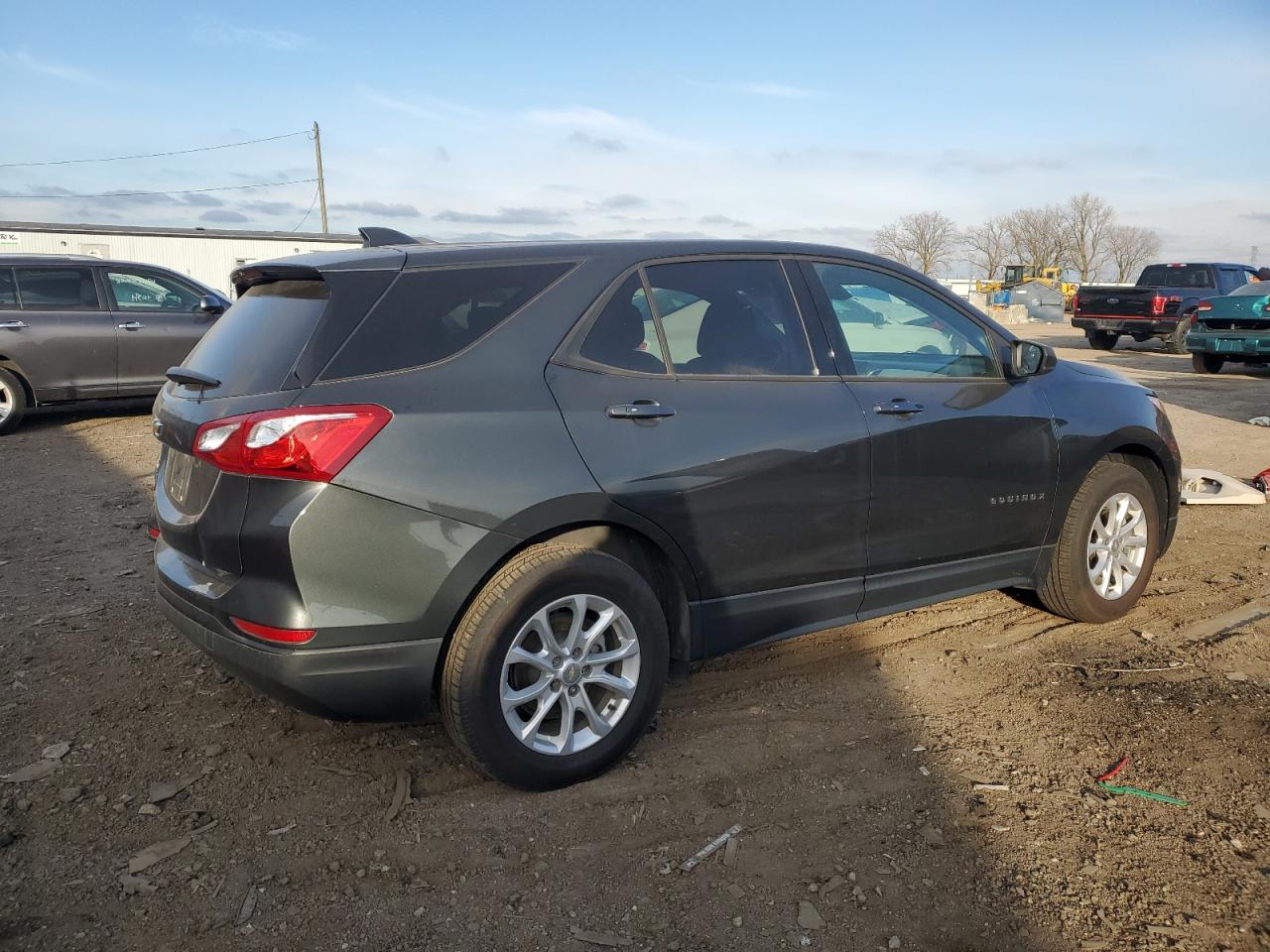 2019 Chevrolet Equinox - Image 3