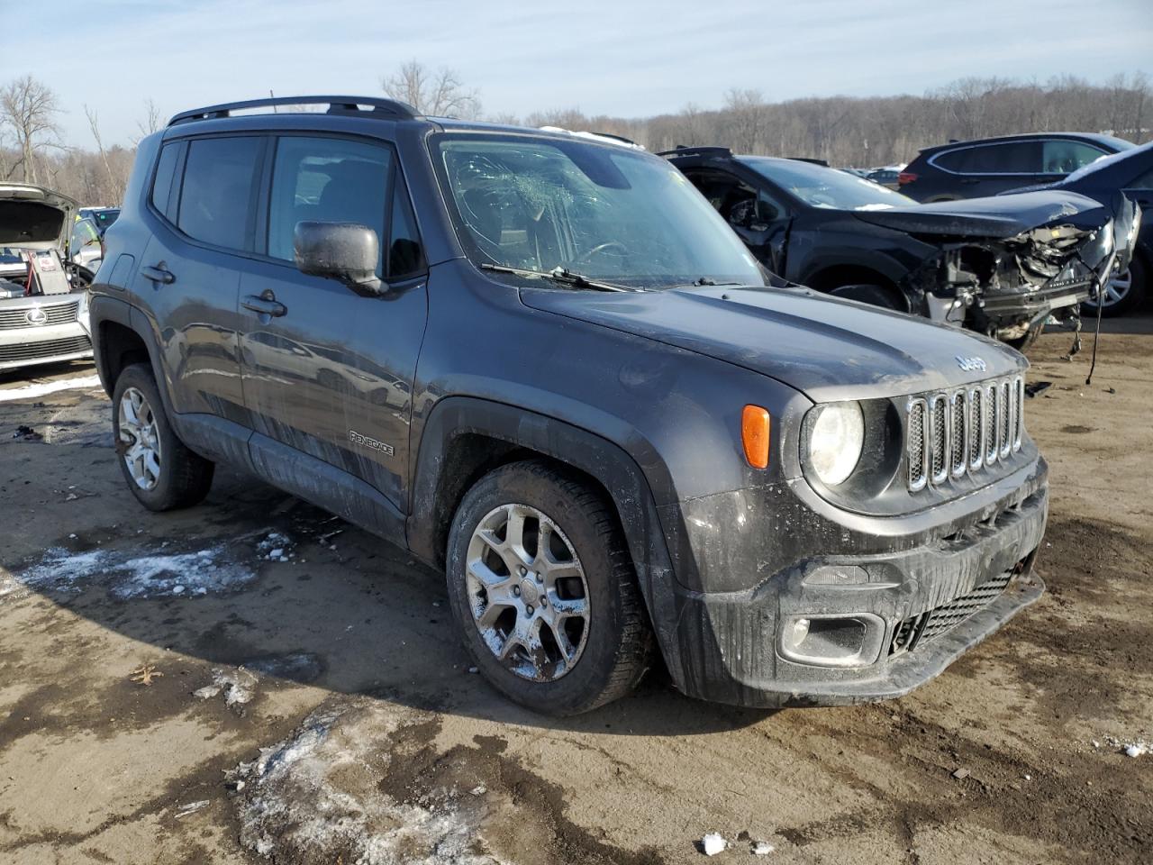 2016 Jeep Renegade - Image 4