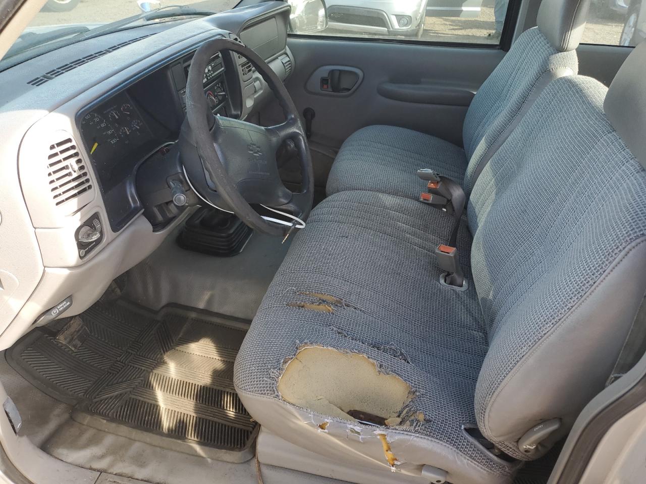 1997 Chevrolet Gmt-400 C1500 VIN: 1GCEC19M9VE124173 Lot: 85503464