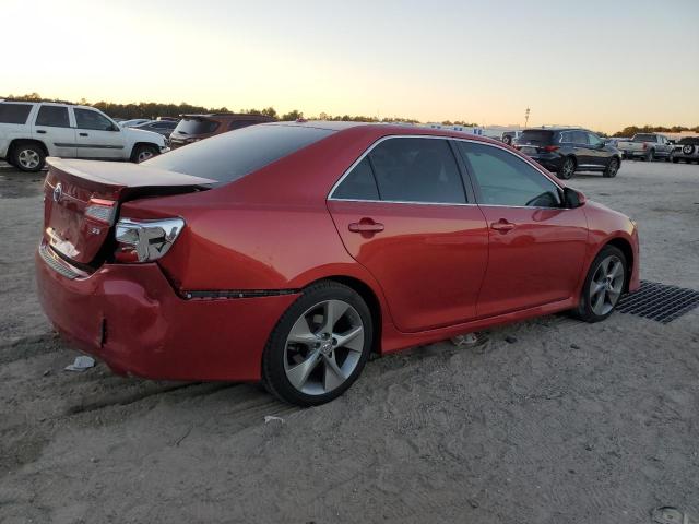  TOYOTA CAMRY 2012 Червоний