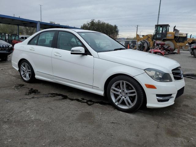  MERCEDES-BENZ C-CLASS 2014 Белы