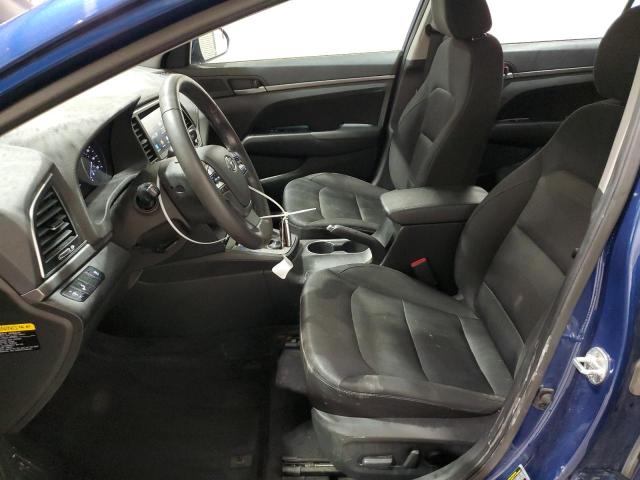  HYUNDAI ELANTRA 2017 Синій