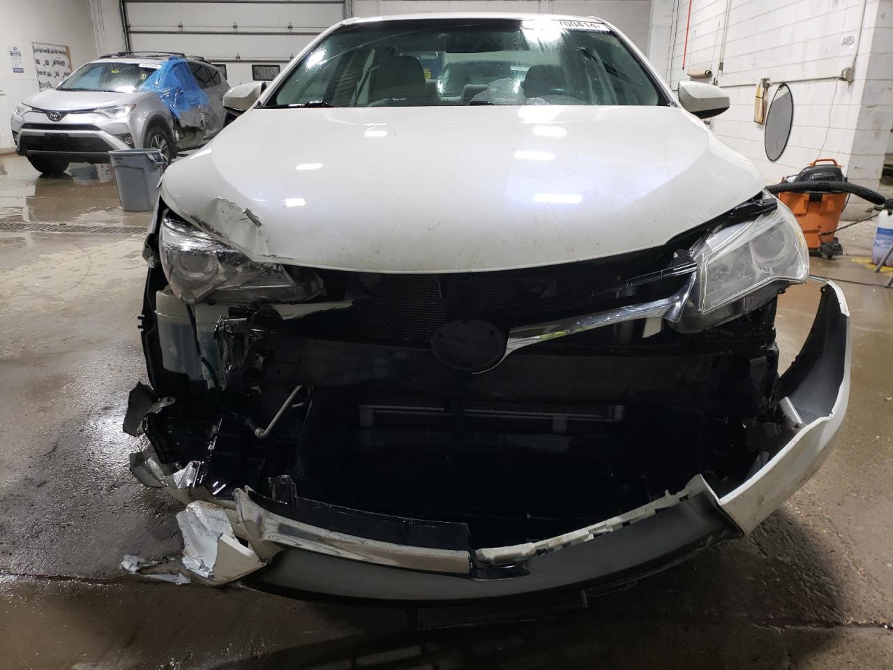 VIN 4T1BF1FK0FU937711 2015 TOYOTA CAMRY no.5