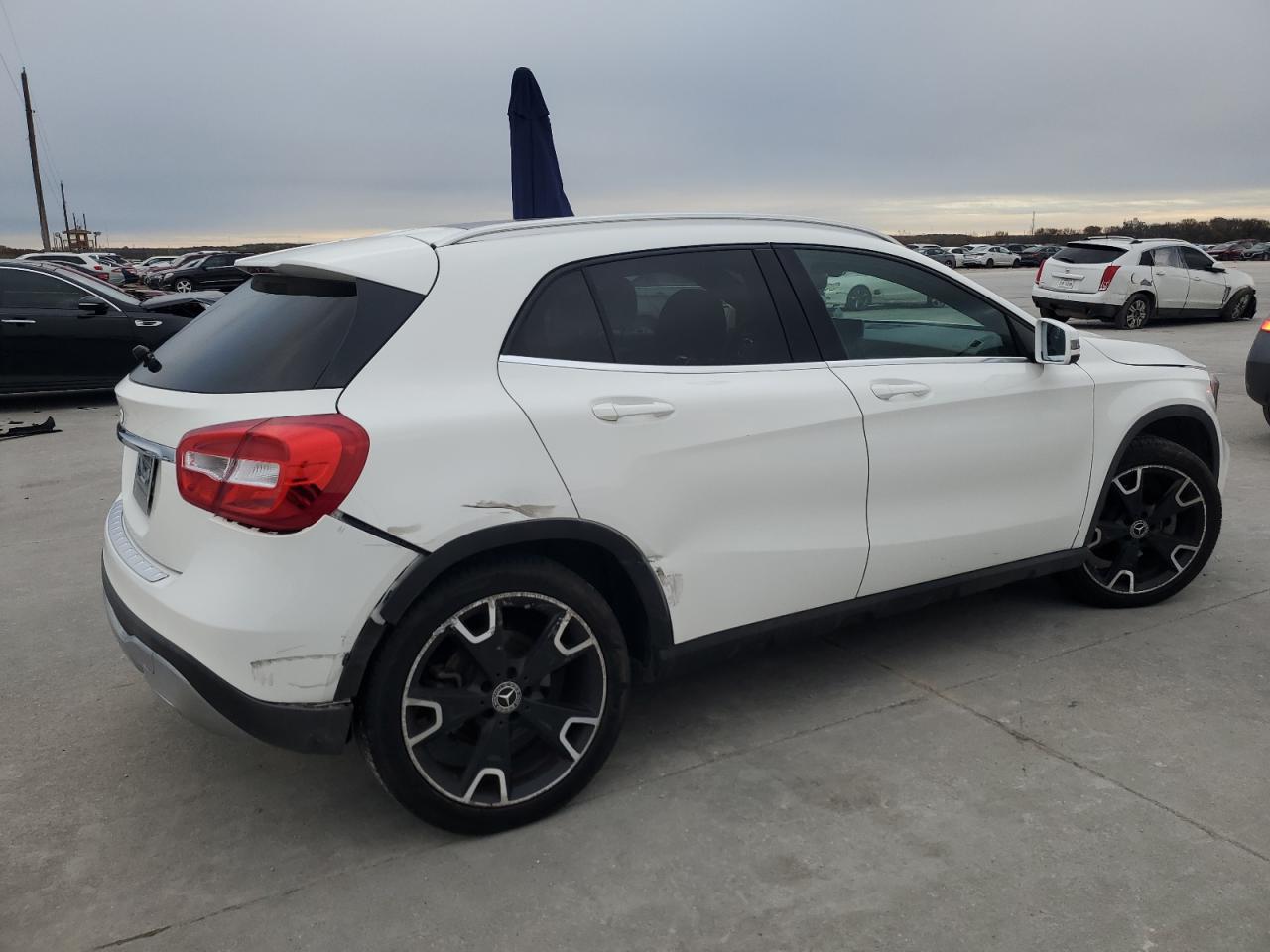 2020 Mercedes-Benz GLA-klasse - Image 3