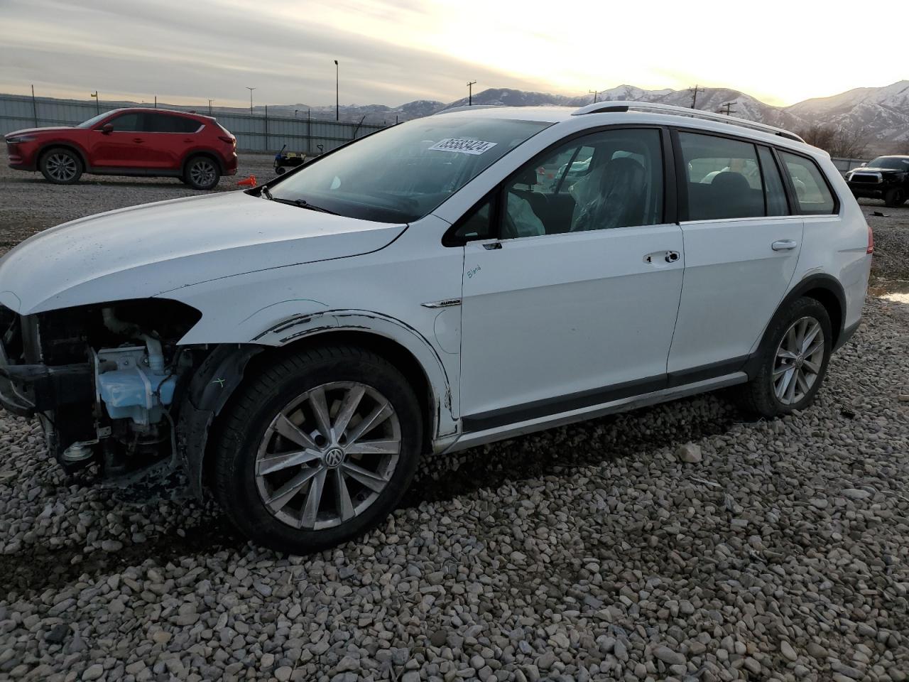 2017 Volkswagen Golf Alltrack S للبيع في Magna، UT - Front End