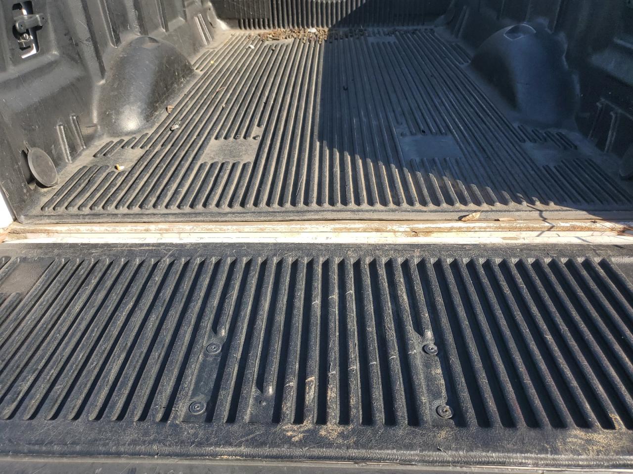 2015 Ford F150 VIN: 1FTMF1C8XFKD61191 Lot: 83330954