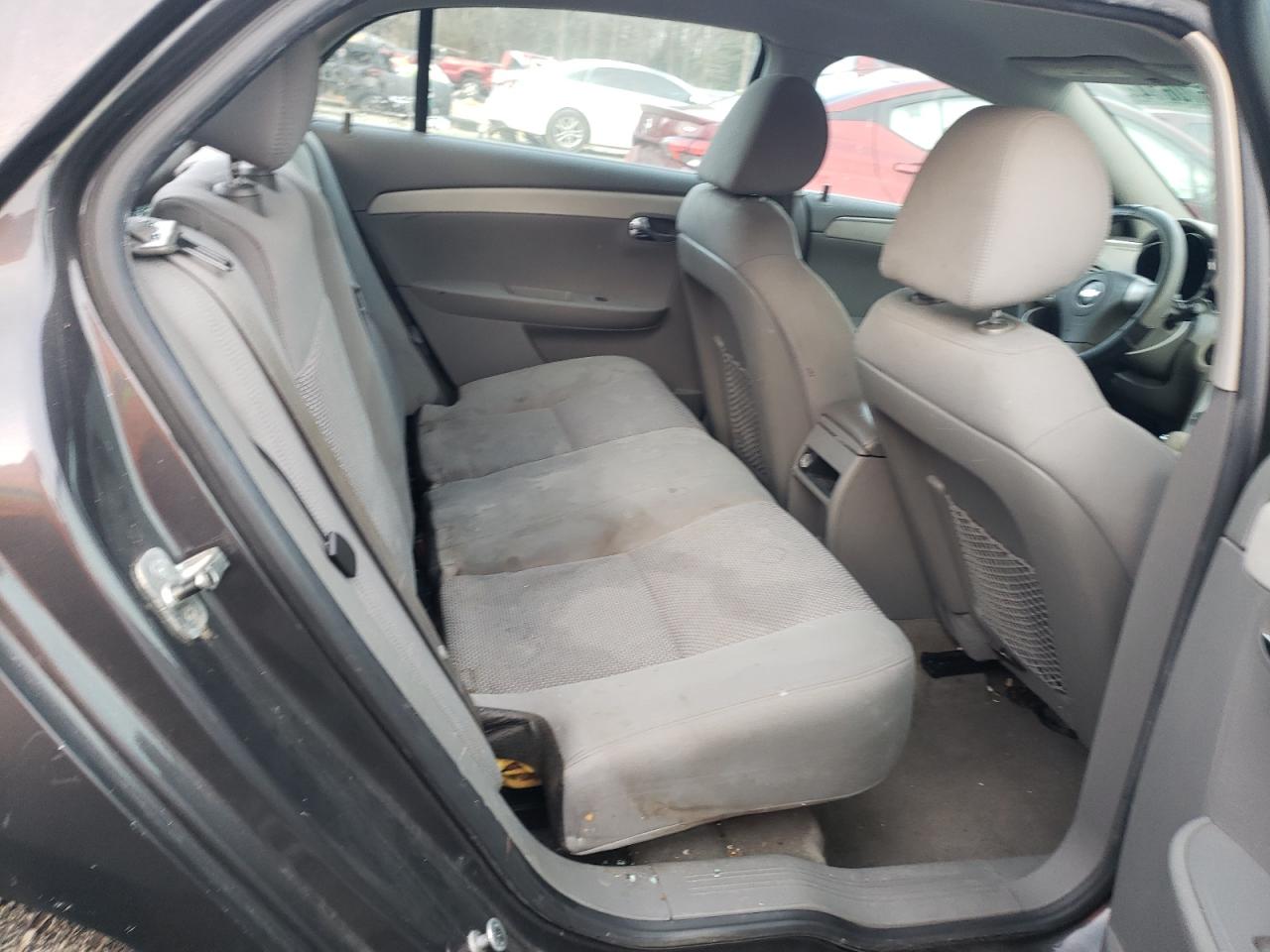 2010 Chevrolet Malibu Ls VIN: 1G1ZA5E03AF208763 Lot: 84570614