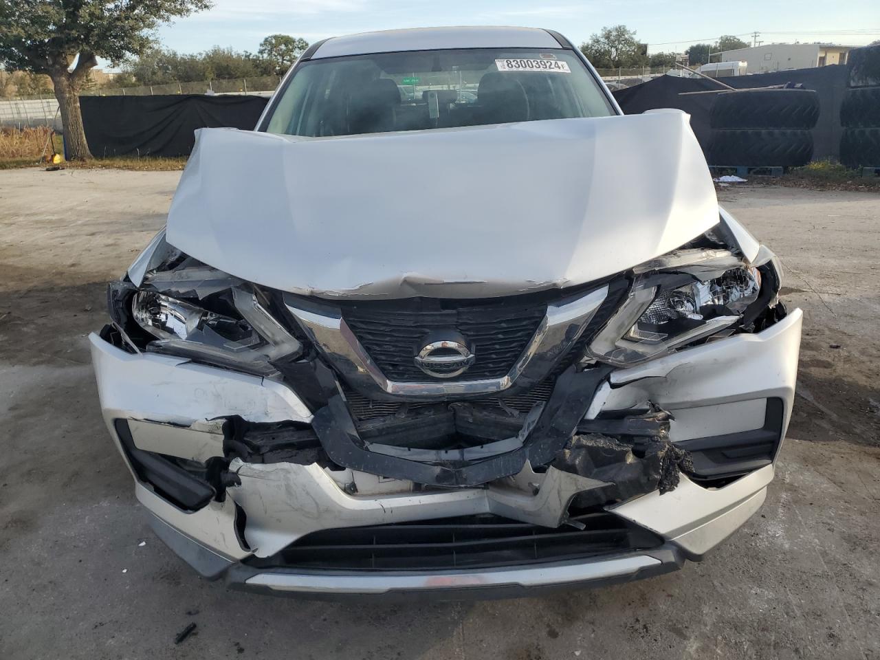 2017 Nissan Rogue - Image 5