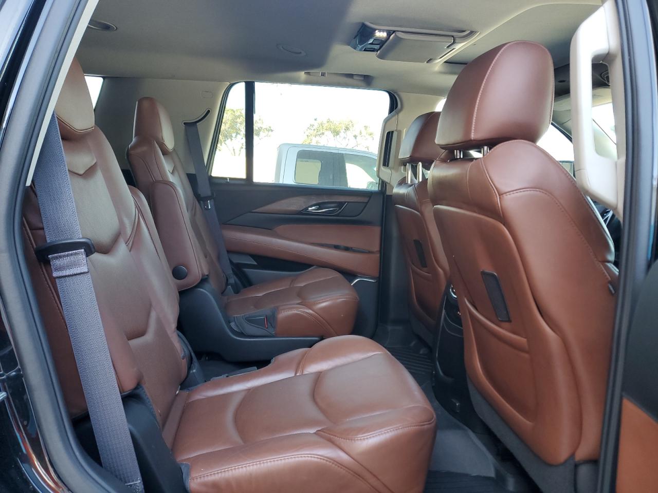 VIN 1GYS3BKJ9GR380439 2016 CADILLAC ESCALADE no.11