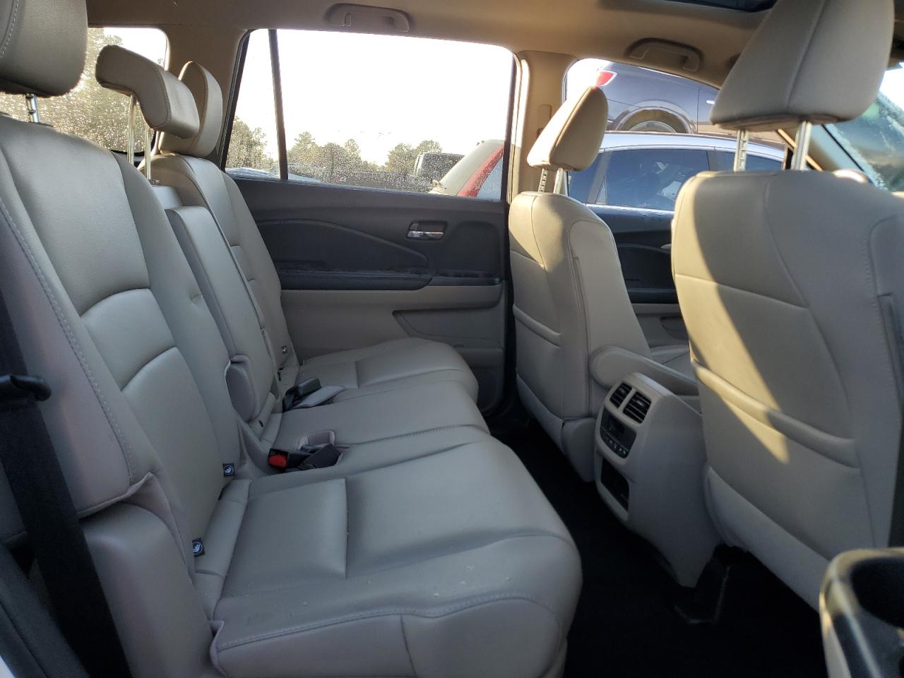 2016 Honda Pilot Exl VIN: 5FNYF6H57GB076198 Lot: 84806554