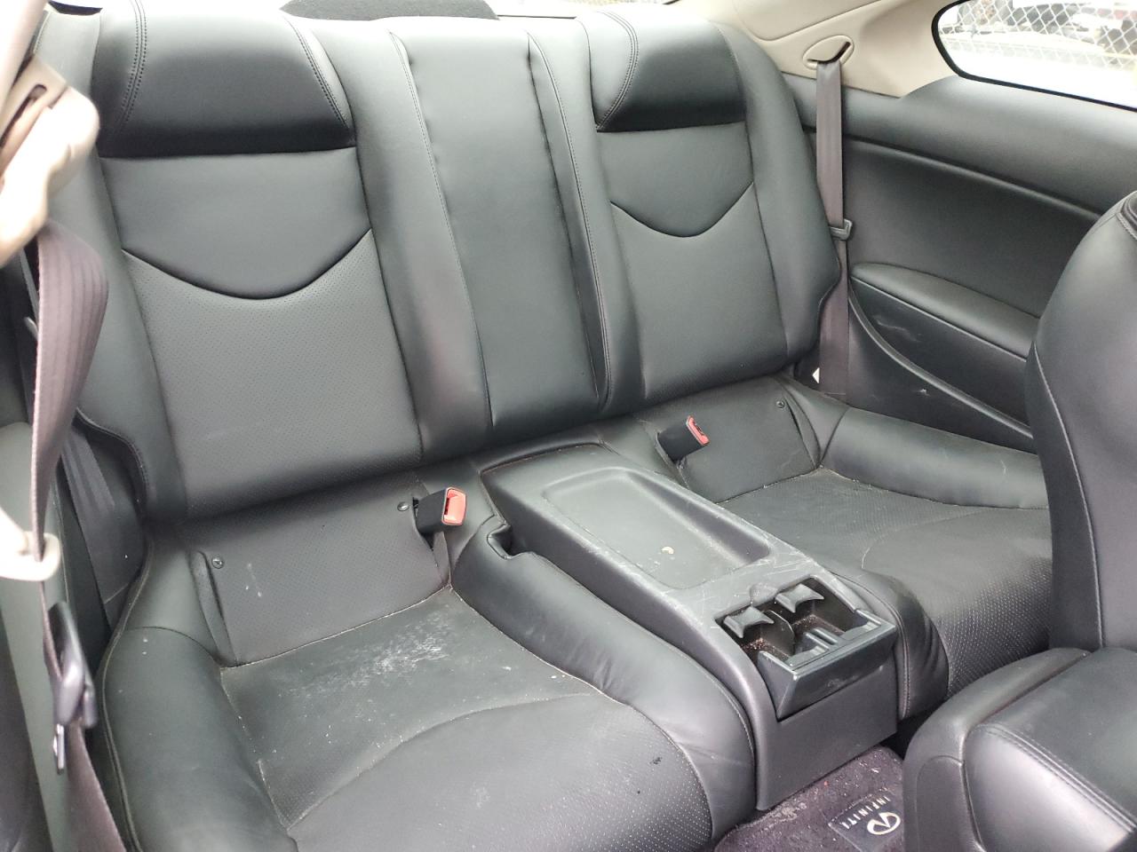 2012 Infiniti G - Image 10
