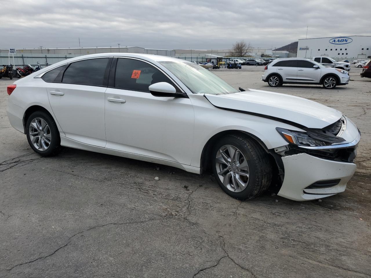 VIN 1HGCV1F14KA058258 2019 HONDA ACCORD no.4