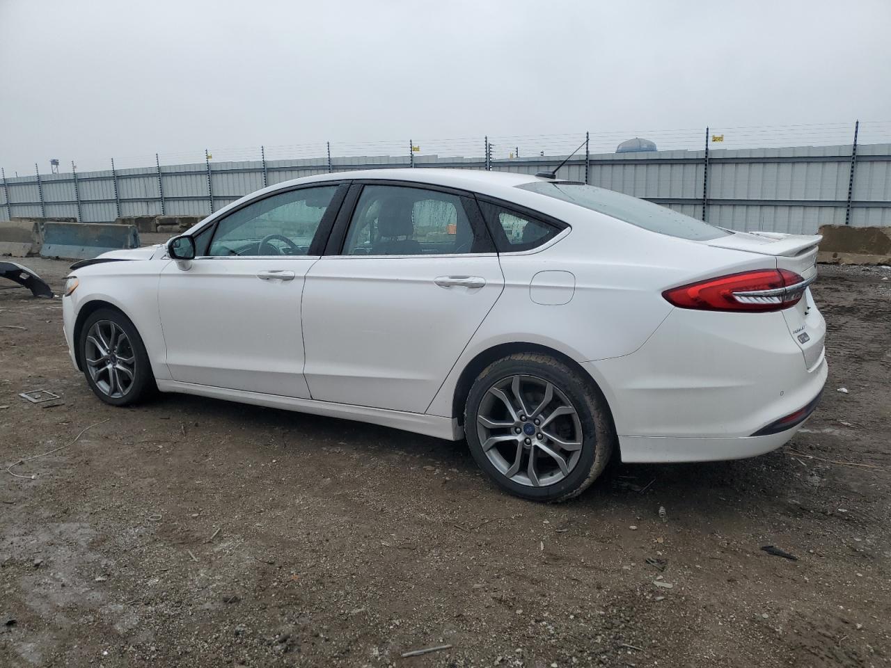 VIN 3FA6P0HD3HR328317 2017 FORD FUSION no.2