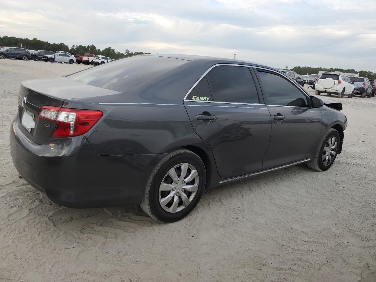 VIN 4T4BF1FK7DR281235 2013 TOYOTA CAMRY no.3