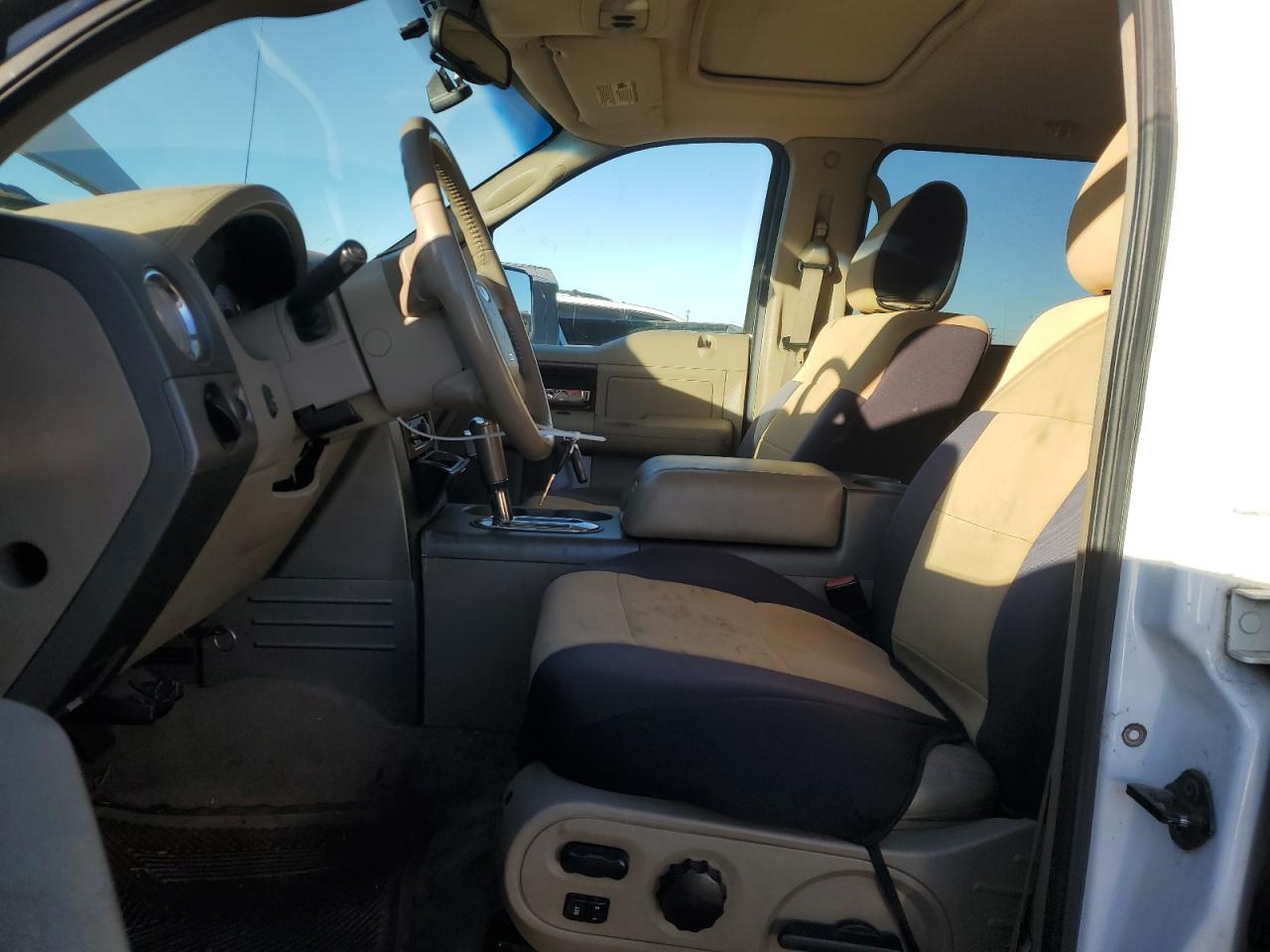 2005 Ford F-150 - Image 7