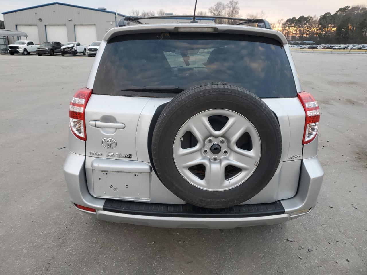 2010 Toyota RAV 4 - Image 6