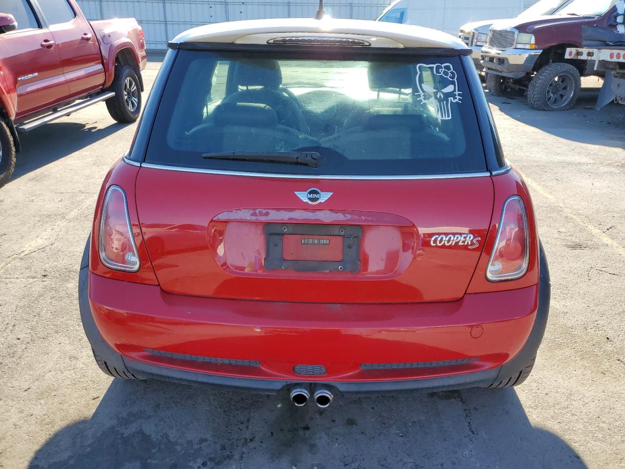 2005 Mini Cooper S VIN: WMWRE33535TL13466 Lot: 83715064