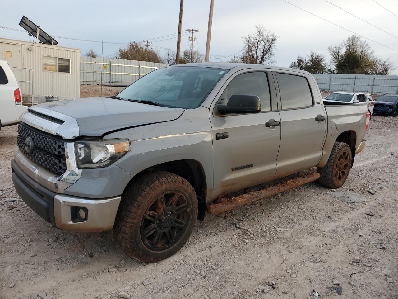 VIN 5TFDW5F17KX869878 2019 TOYOTA TUNDRA no.1