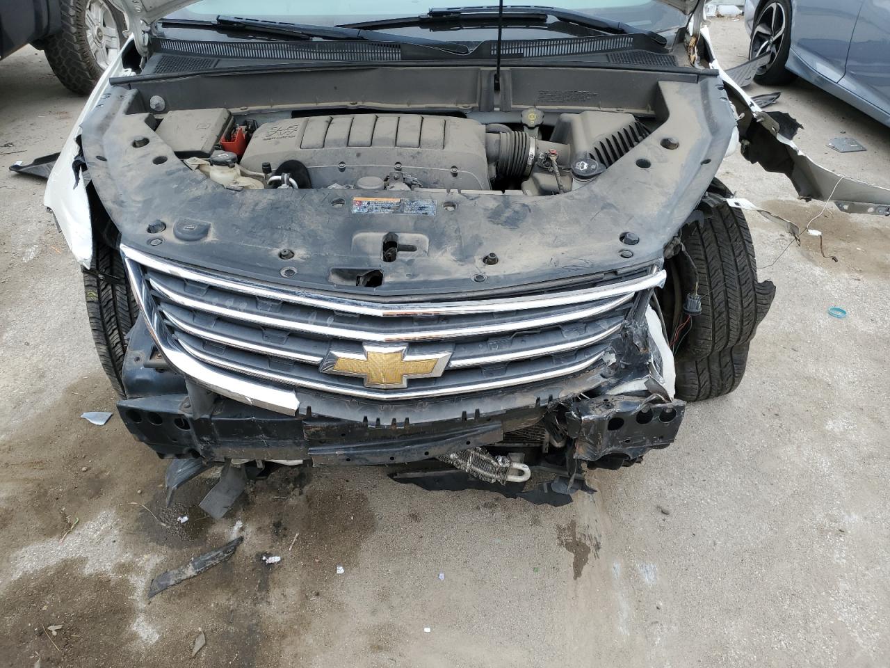 2014 Chevrolet Traverse - Image 13