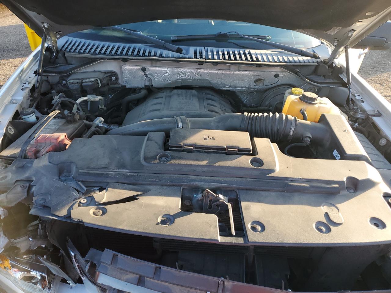 2016 Ford Expedition - Image 13