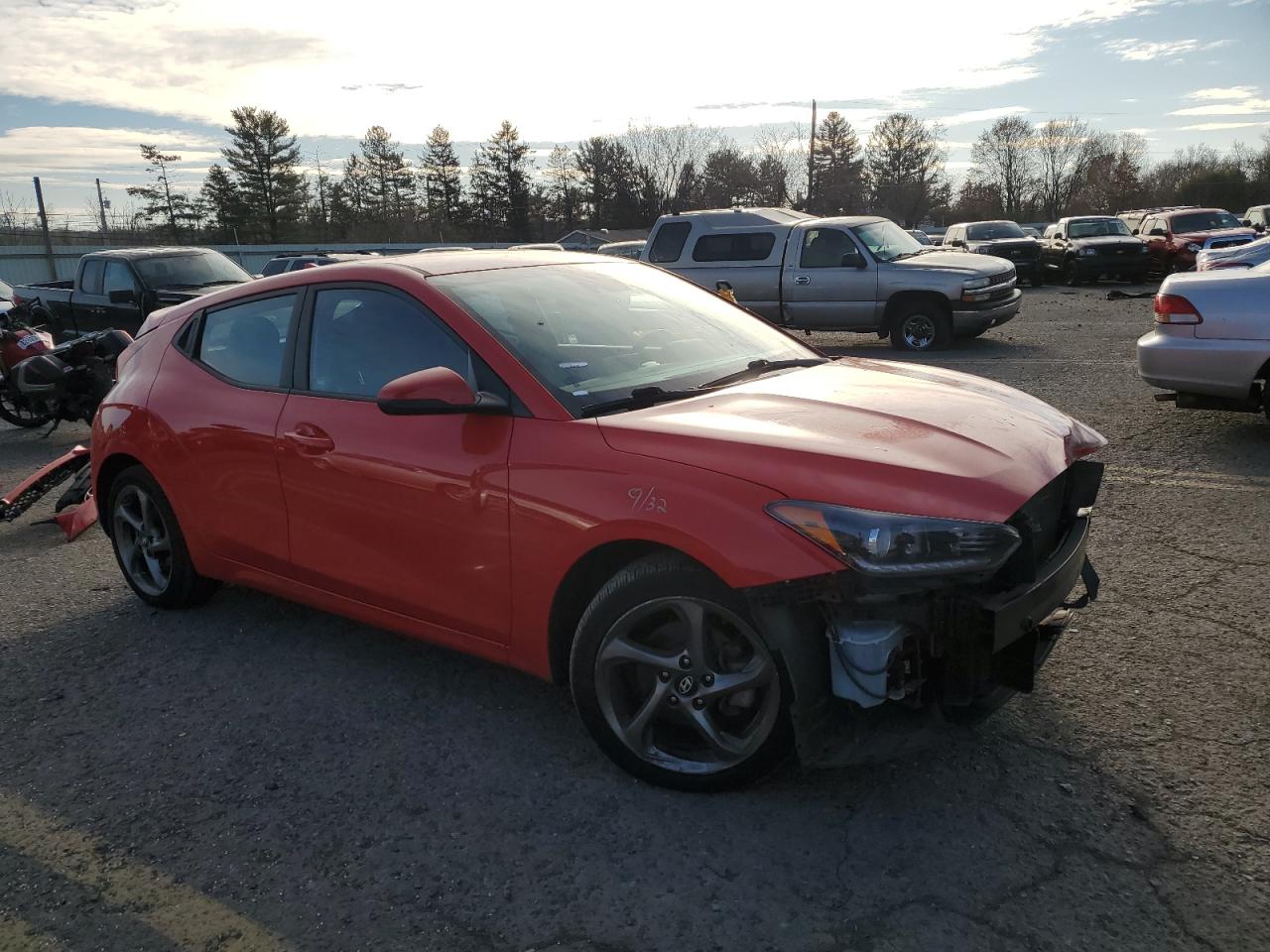 2019 Hyundai Veloster - Image 4