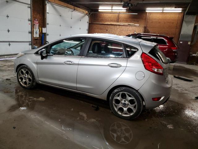 Хэтчбеки FORD FIESTA 2013 Серебристый