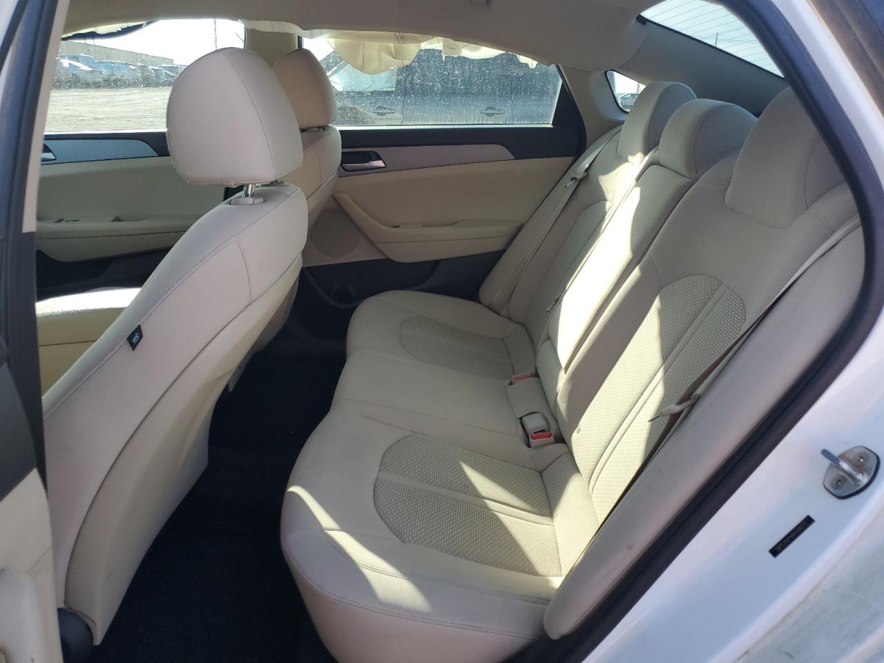2019 Hyundai Sonata - Image 10
