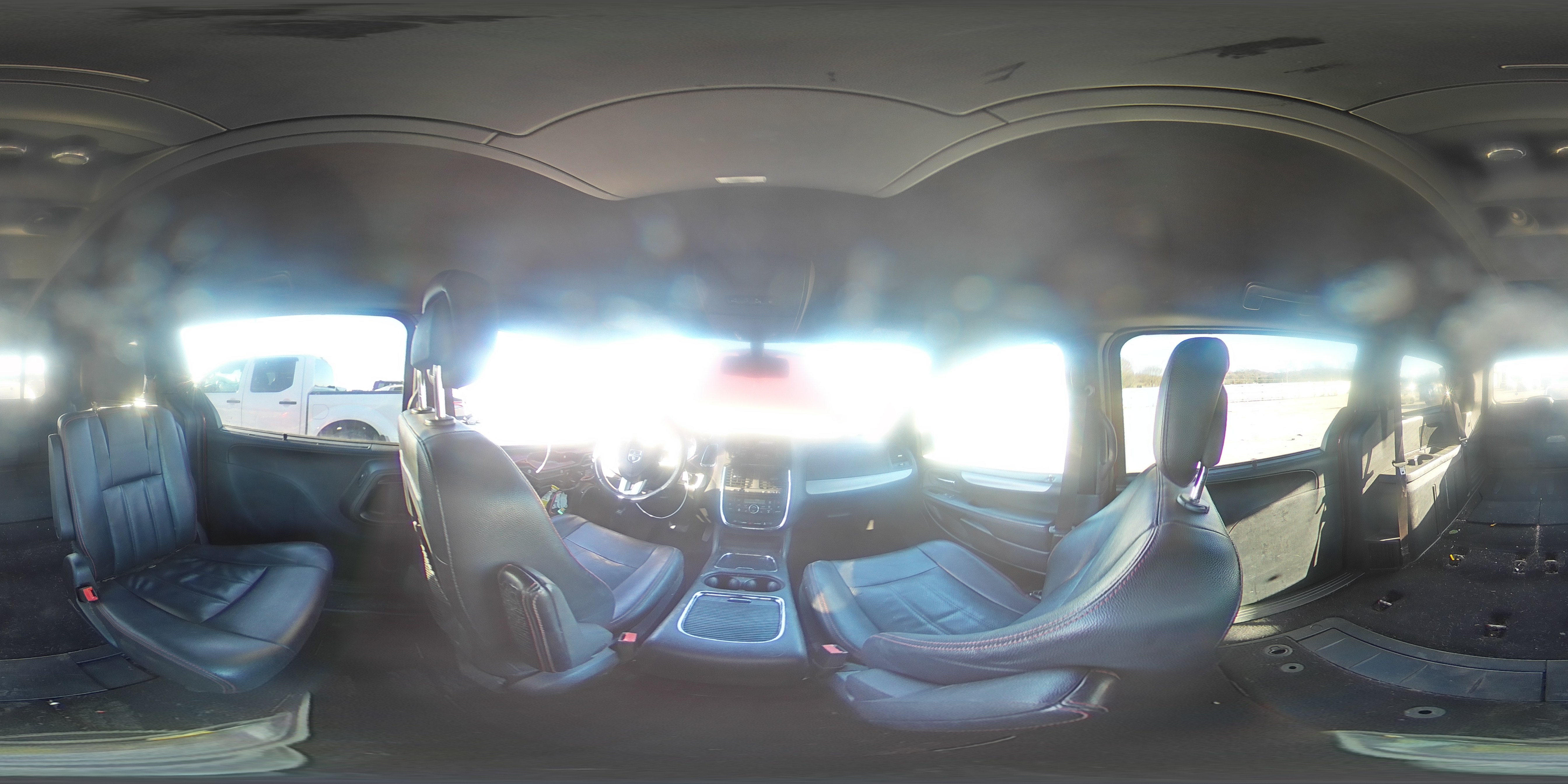 2019 Dodge Caravan - Image 16