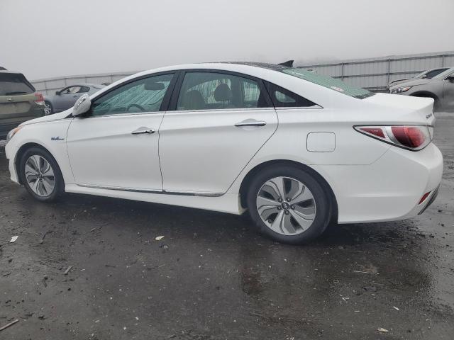  HYUNDAI SONATA 2015 Белый