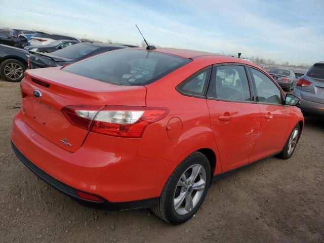 Sedans FORD FOCUS 2014 Czerwony