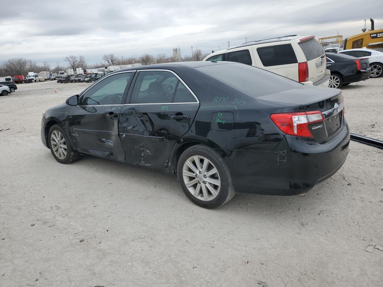 2014 Toyota Camry - Image 2